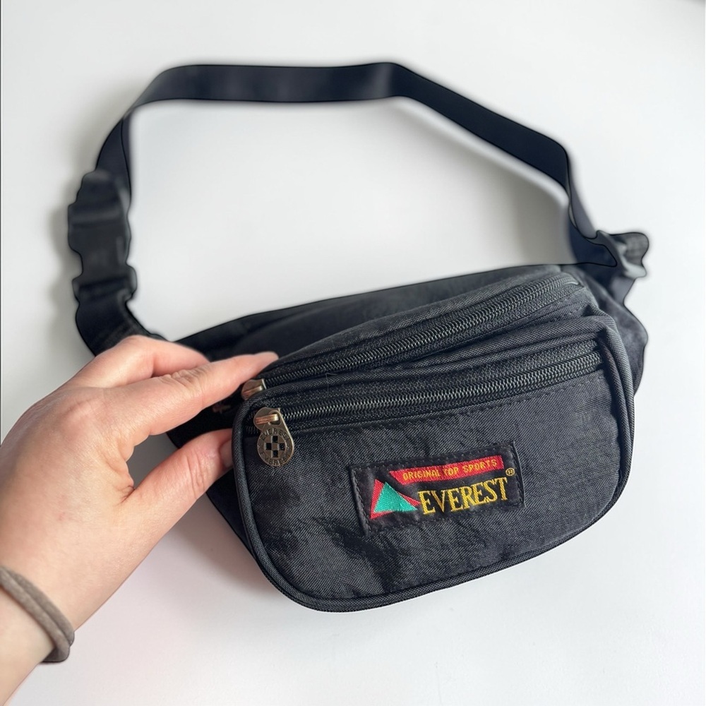Everest Black Fanny Pack Waist Belt Bag Traveler Gift